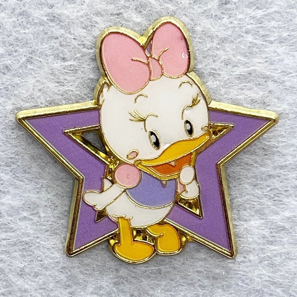 🔮 5/$25 Disney Star Happy Daisy Duck Pin - Picture 1 of 3
